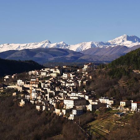 Palazzo Camelot, 19 Via Nazionale San Demetrio ne' Vestini Exterior foto